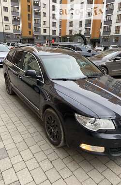 Универсал Skoda Superb 2012 в Ивано-Франковске