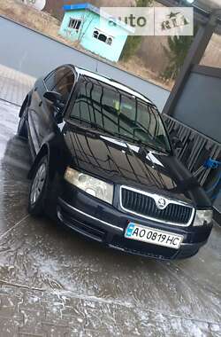 Ліфтбек Skoda Superb 2008 в Воловцю