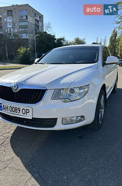 Лифтбек Skoda Superb 2011 в Каменском