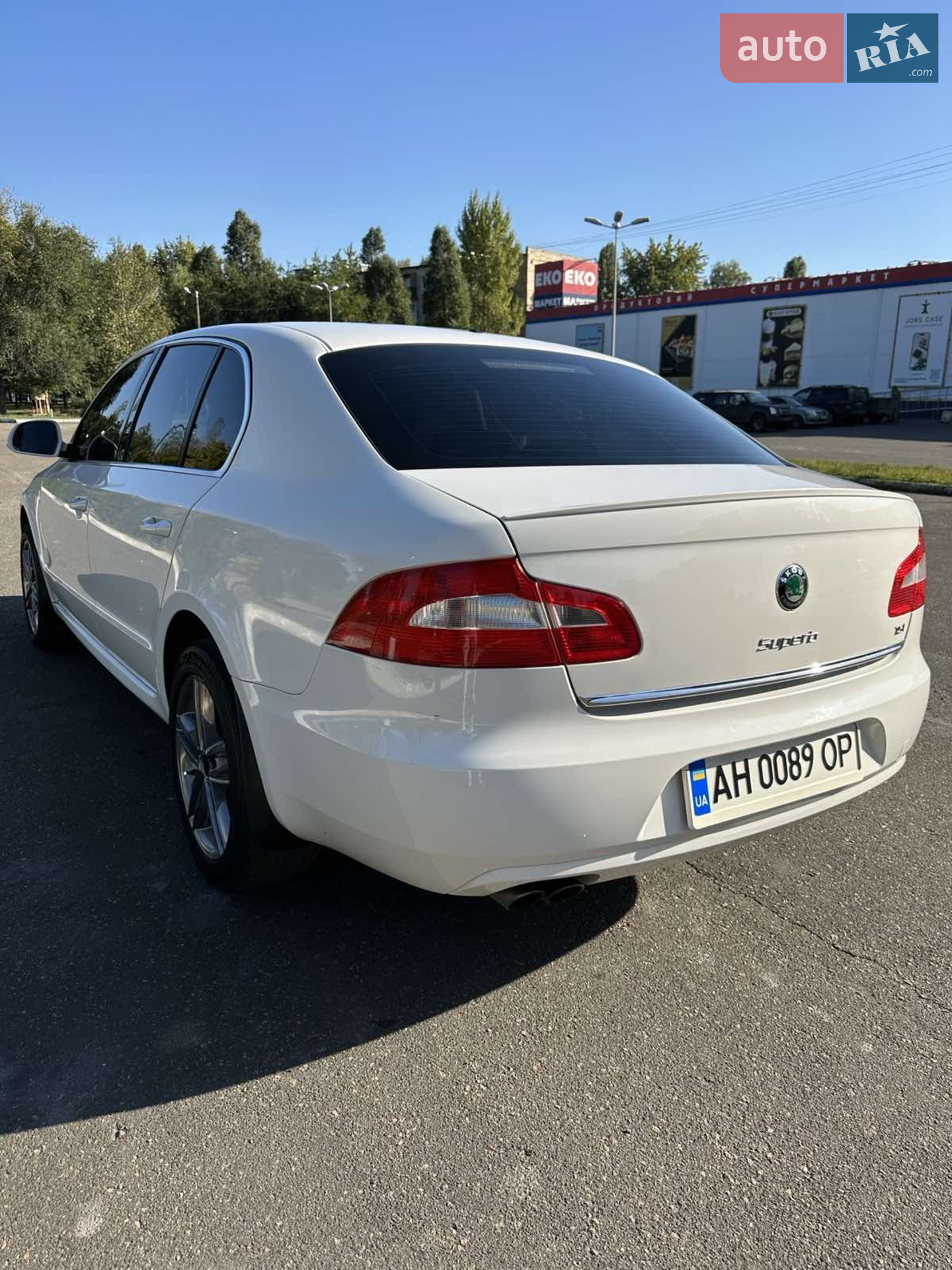 2011 Skoda Superb - мініатюра 4