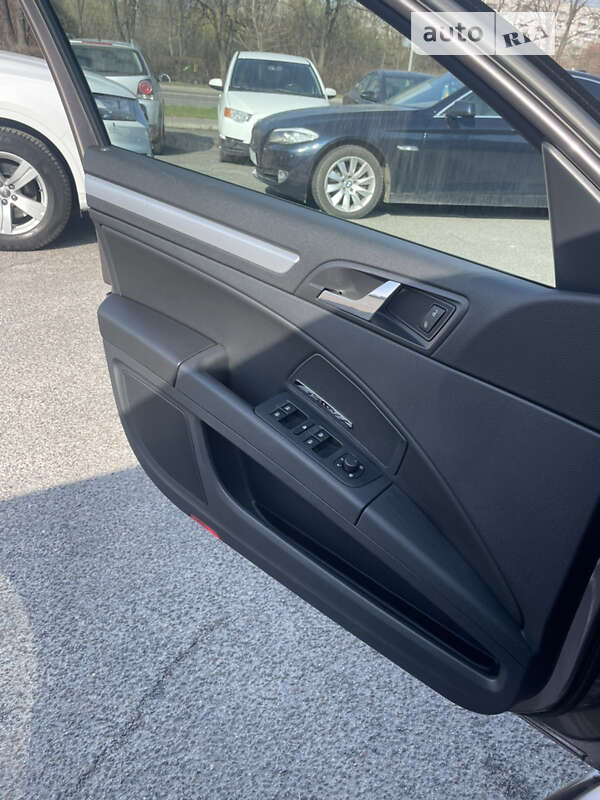 Універсал Skoda Superb 2012 в Львові фото 14 Універсал Skoda Superb 2012 в Львові