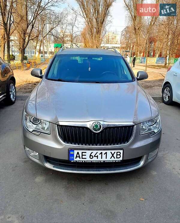 Универсал Skoda Superb 2010 в 