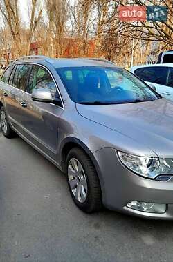 Универсал Skoda Superb 2010 в 