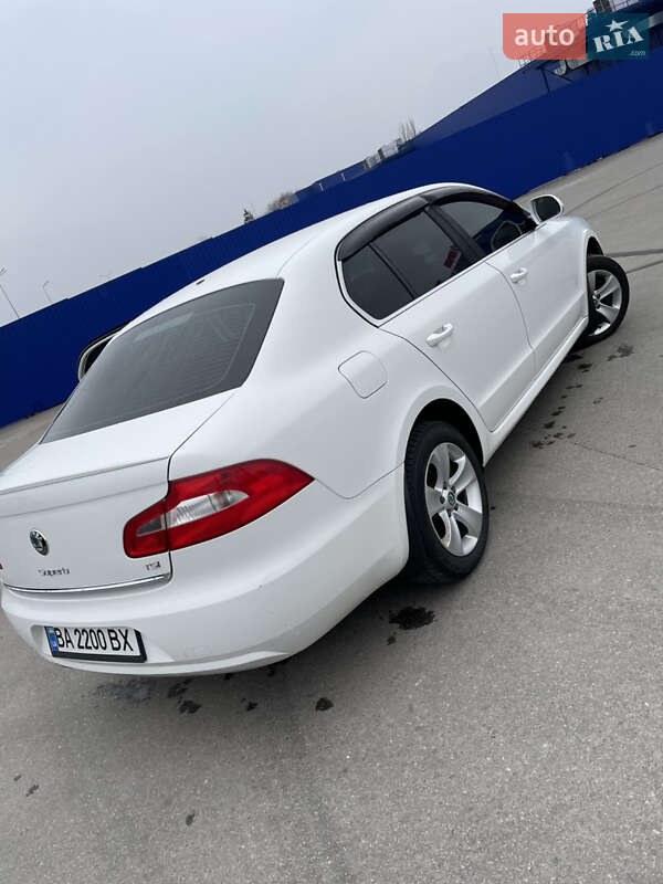 Ліфтбек Skoda Superb 2013 в Кропивницькому фото 6 Ліфтбек Skoda Superb 2013 в Кропивницькому