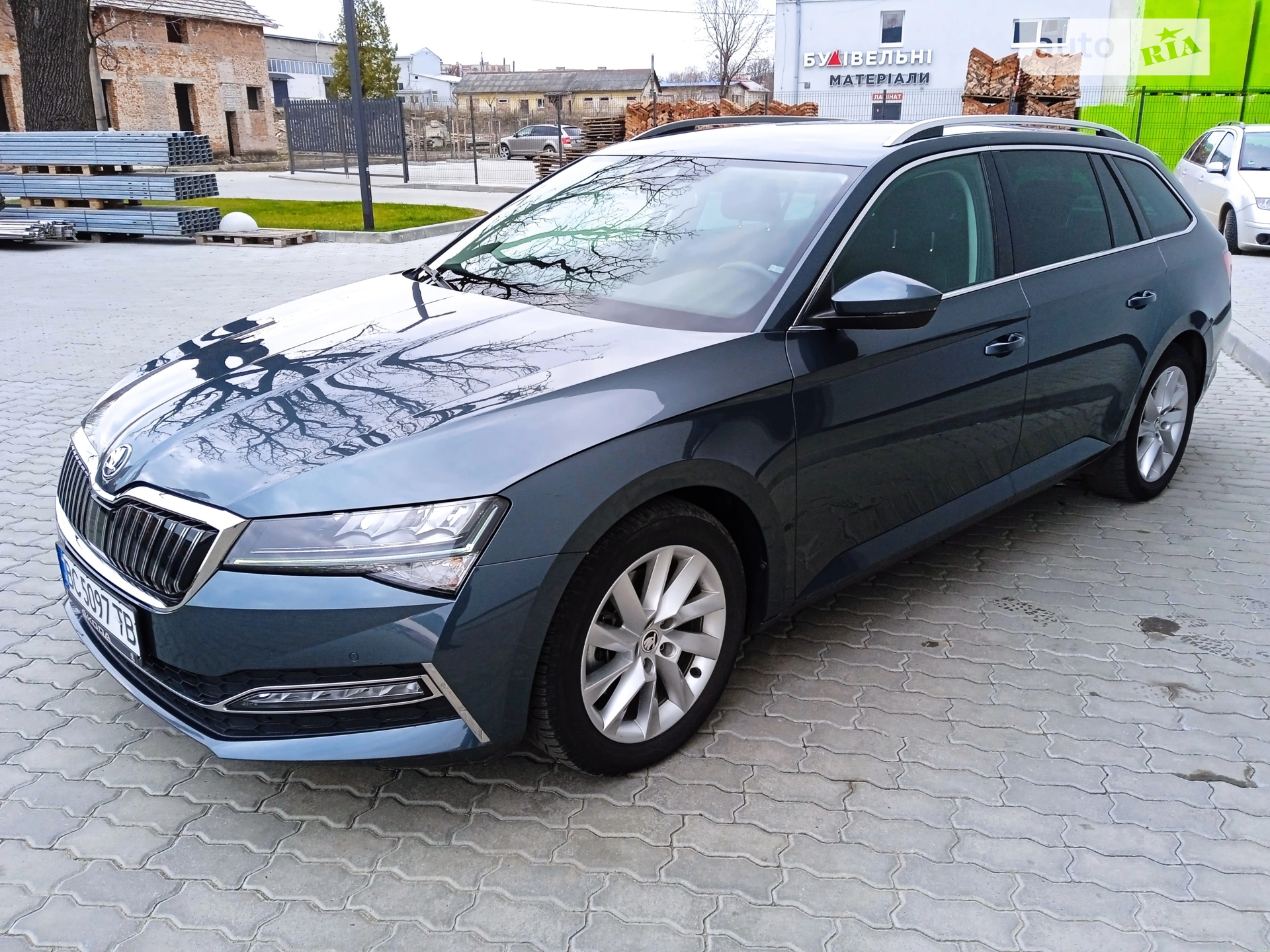 2020 Skoda Superb - мініатюра 8