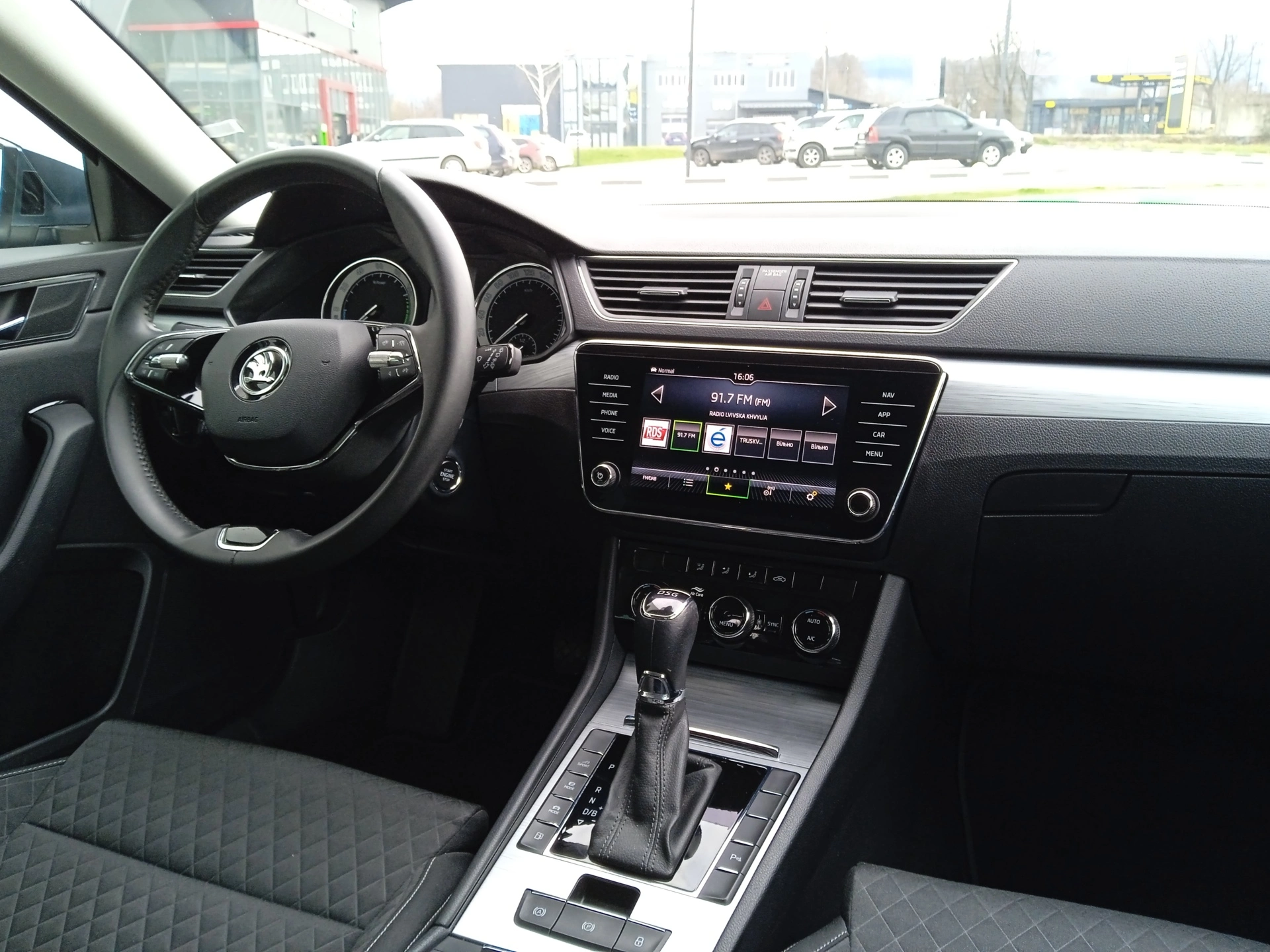 2020 Skoda Superb - мініатюра 40