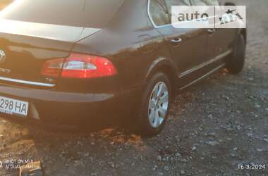 Лифтбек Skoda Superb 2009 в Красилове