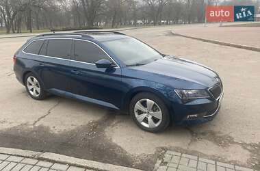 Універсал Skoda Superb 2017 в Кропивницькому
