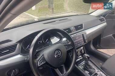 Універсал Skoda Superb 2017 в Кропивницькому