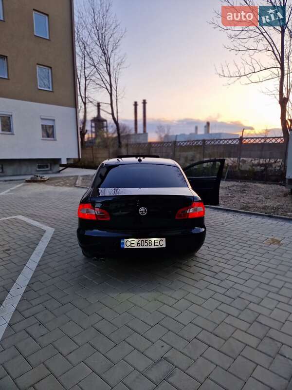 Лифтбек Skoda Superb 2009 в Сторожинце