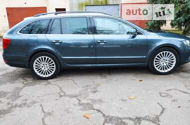 Универсал Skoda Superb 2015 в Смеле