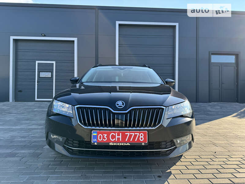 Універсал Skoda Superb 2017 в Луцьку