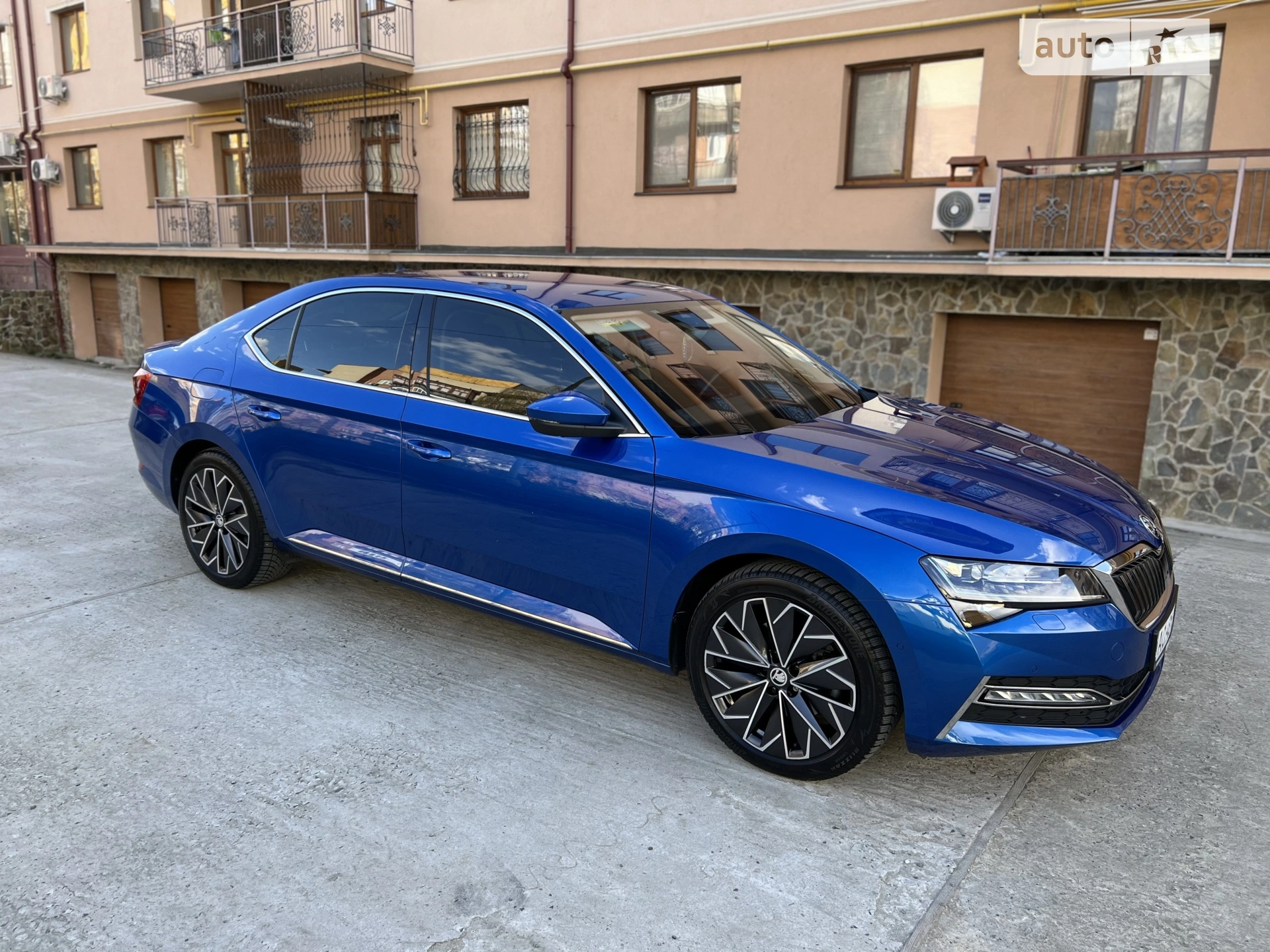 2020 Skoda Superb - мініатюра 2