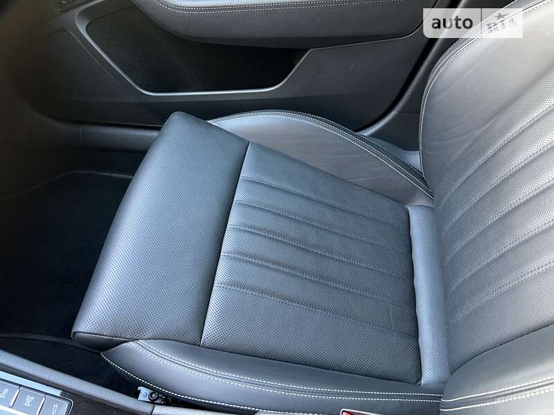 Лифтбек Skoda Superb 2020 в Ужгороде