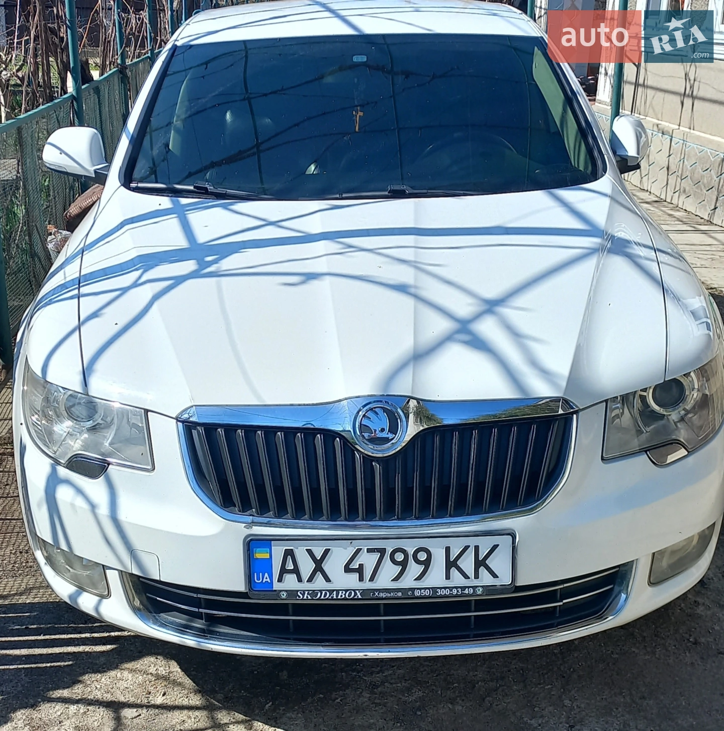 2010 Skoda Superb - мініатюра 2