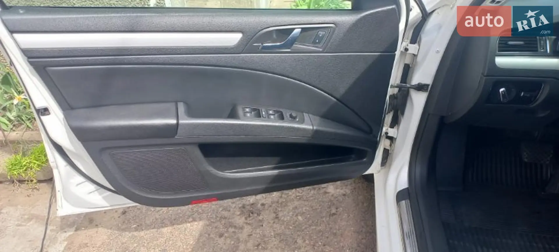 2010 Skoda Superb - мініатюра 18