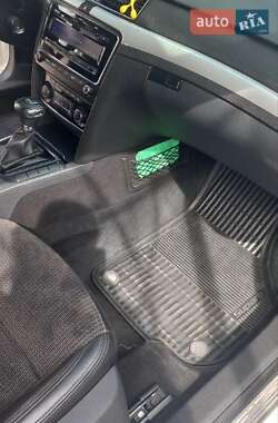 Лифтбек Skoda Superb 2010 в 