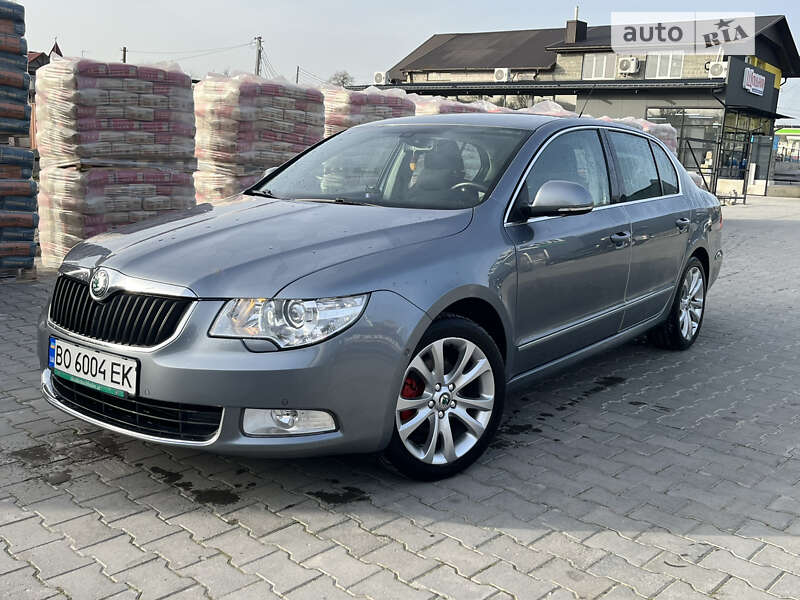 Лифтбек Skoda Superb 2009 в Теребовле