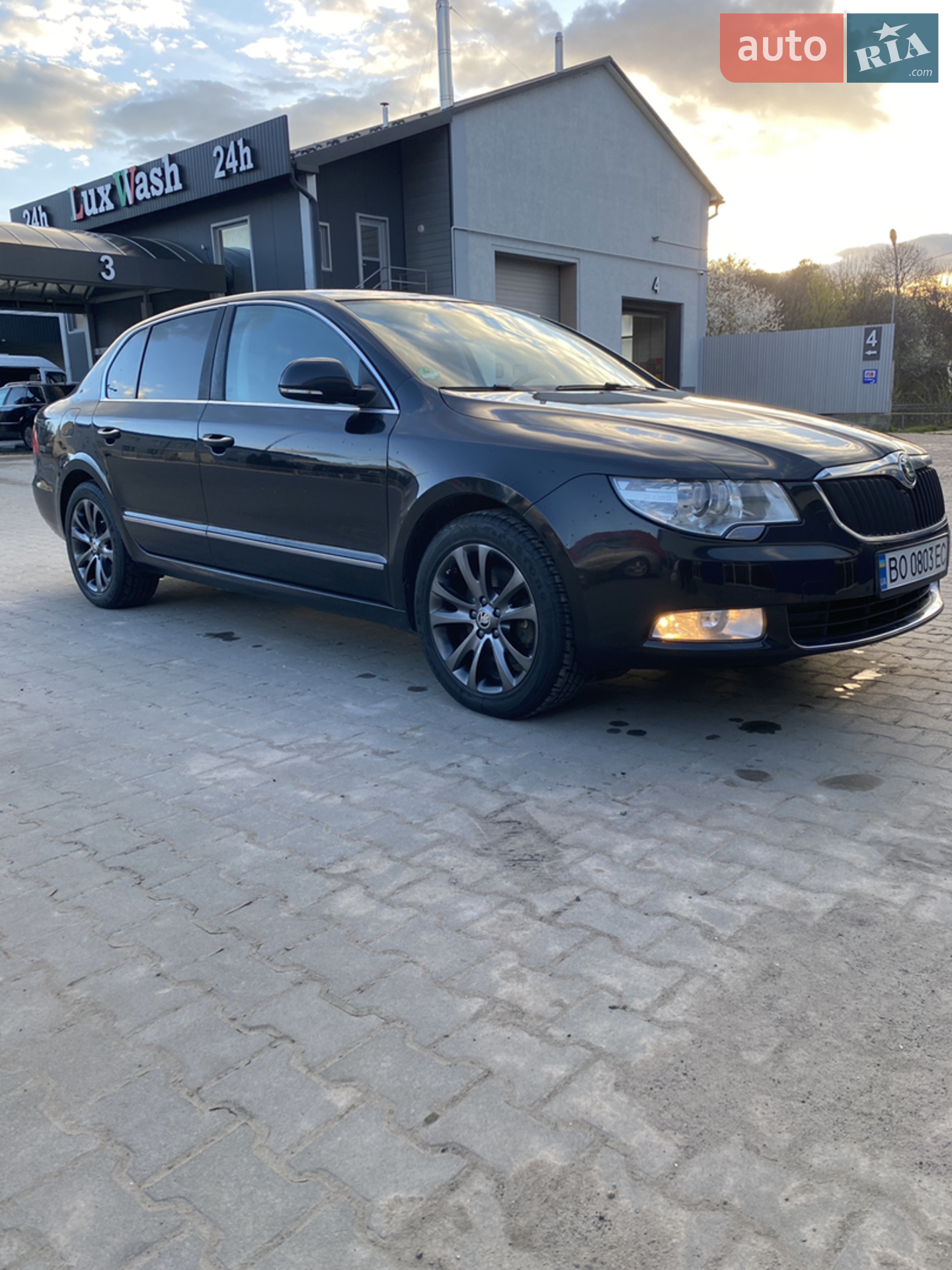 2012 Skoda Superb - мініатюра 8