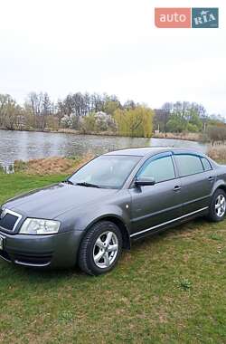 Лифтбек Skoda Superb 2002 в Тульчине