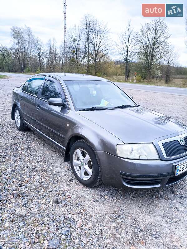 Skoda Superb 2002