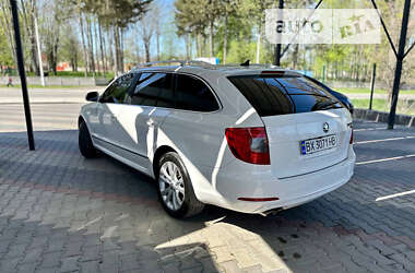 Универсал Skoda Superb 2013 в Виннице