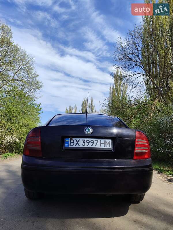 Лифтбек Skoda Superb 2005 в Староконстантинове