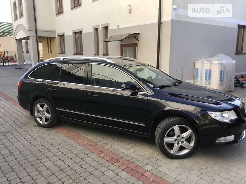 Универсал Skoda Superb 2010 в Львове