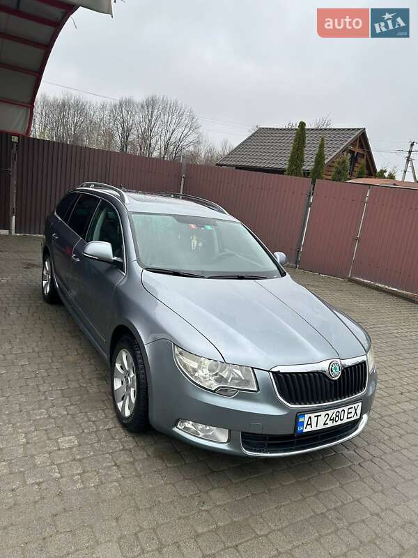 Универсал Skoda Superb 2010 в Надворной