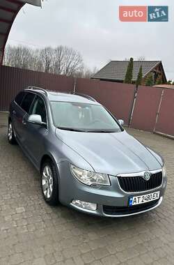 Универсал Skoda Superb 2010 в Надворной