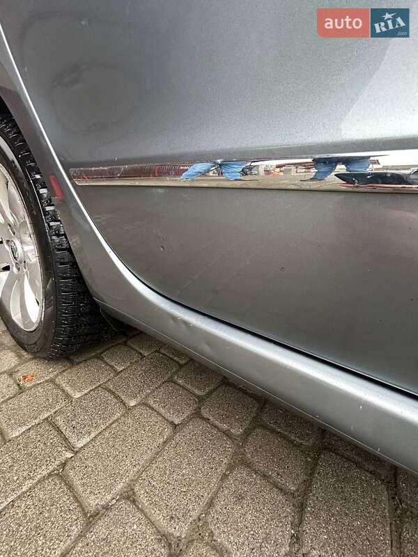 Универсал Skoda Superb 2010 в Надворной