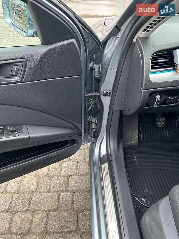 Универсал Skoda Superb 2010 в Надворной