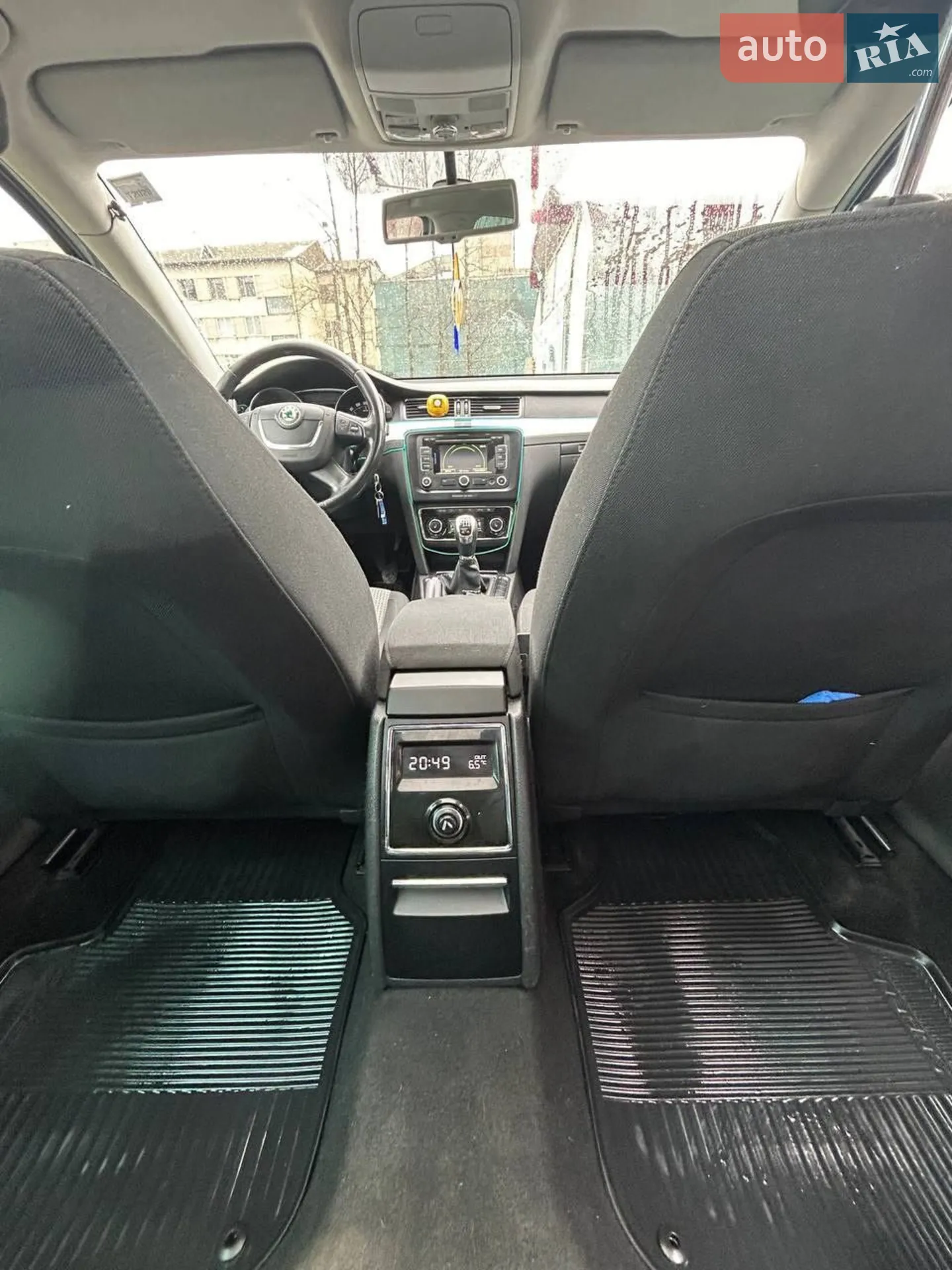 2010 Skoda Superb - мініатюра 11