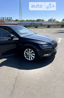 Ліфтбек Skoda Superb 2017 в Ужгороді