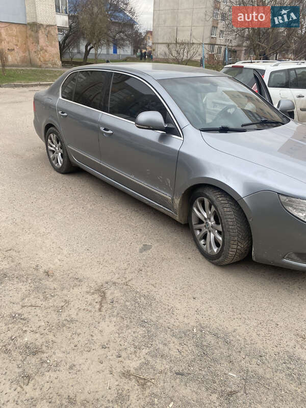 Лифтбек Skoda Superb 2008 в Ровно