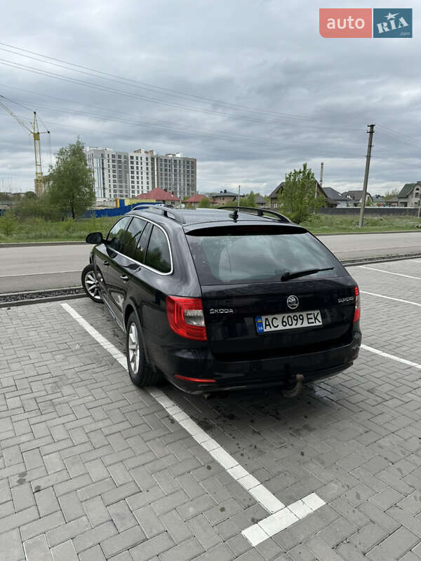 Универсал Skoda Superb 2013 в Ковеле