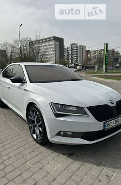 Лифтбек Skoda Superb 2019 в Львове