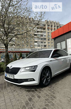 Лифтбек Skoda Superb 2019 в Львове