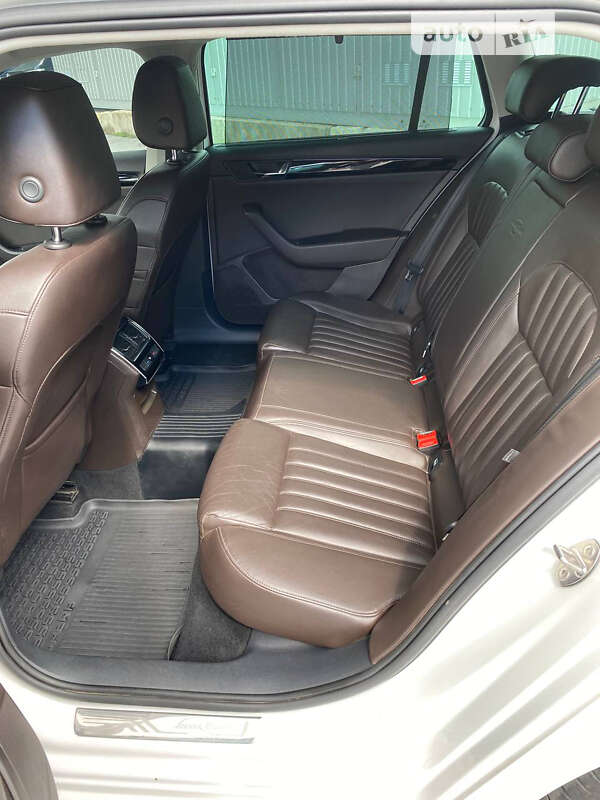Универсал Skoda Superb 2015 в Сваляве фото 21 Универсал Skoda Superb 2015 в Сваляве