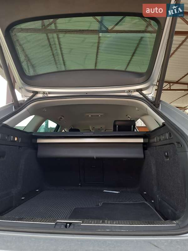 Универсал Skoda Superb 2019 в Ужгороде