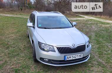 Універсал Skoda Superb 2015 в Житомирі