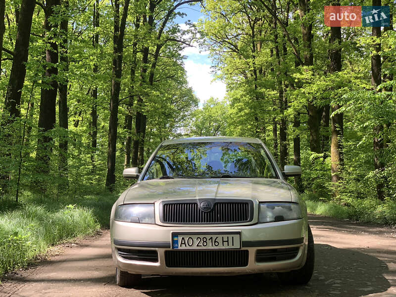 Ліфтбек Skoda Superb 2005 в Тячеві
