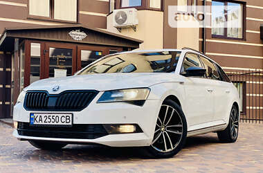 Універсал Skoda Superb 2016 в Вишневому