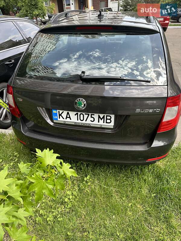 Универсал Skoda Superb 2010 в Киеве