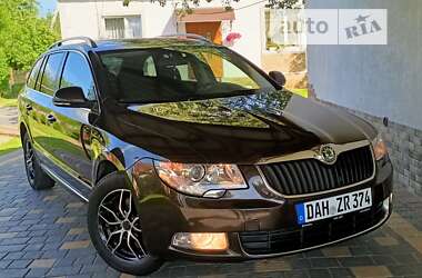 Универсал Skoda Superb 2013 в Бориславе