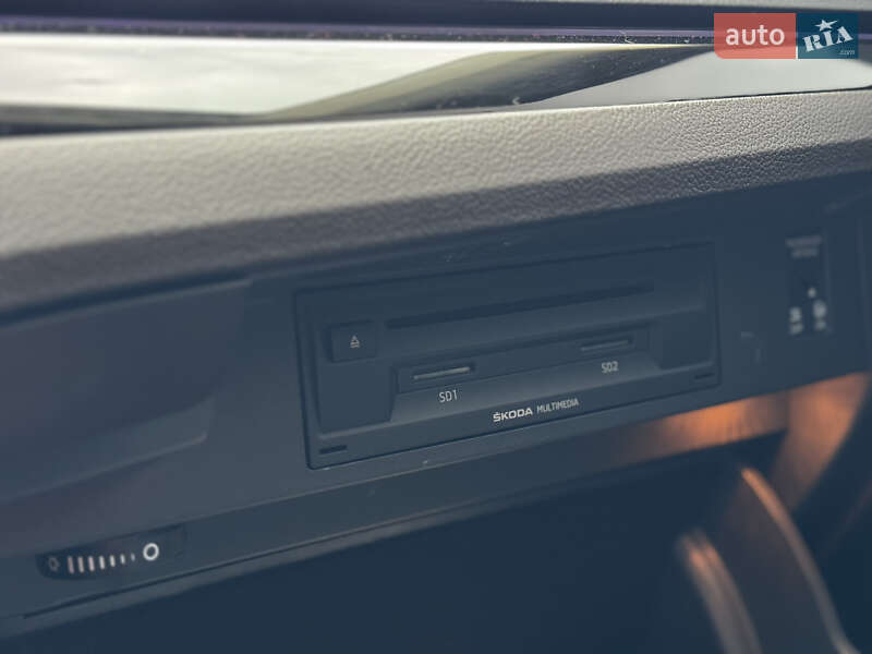 Лифтбек Skoda Superb 2016 в Звягеле