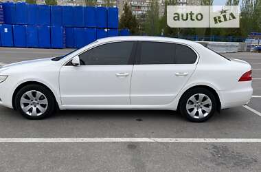 Лифтбек Skoda Superb 2009 в Черкассах