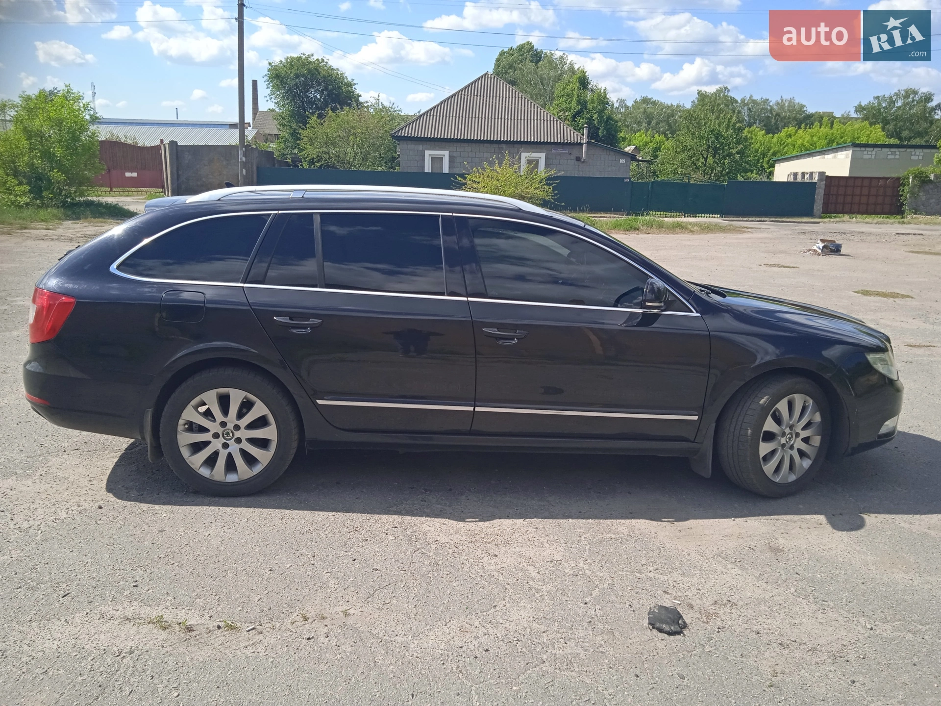 2010 Skoda Superb - мініатюра 10