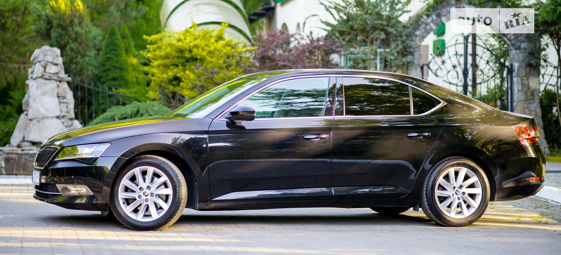 2019 Skoda Superb - мініатюра 7