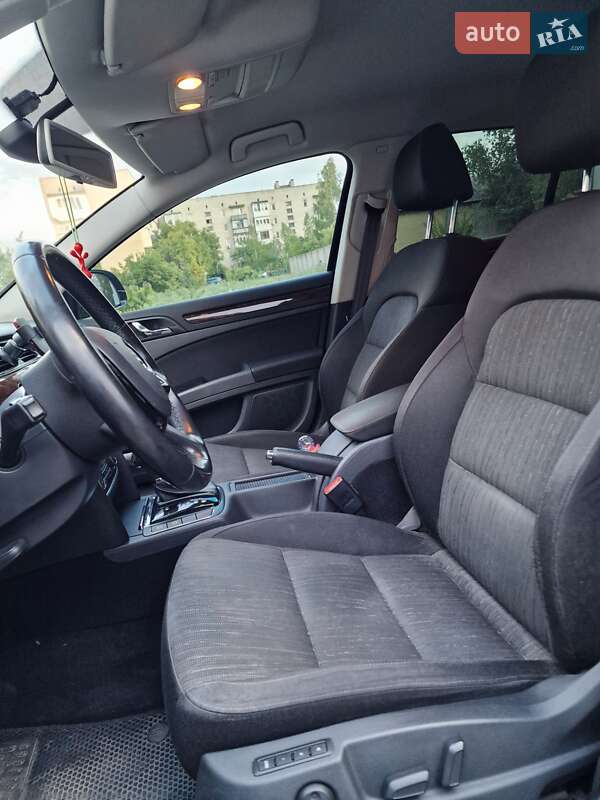 Ліфтбек Skoda Superb 2013 в Добропіллі